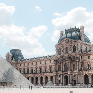 how to say hello in french