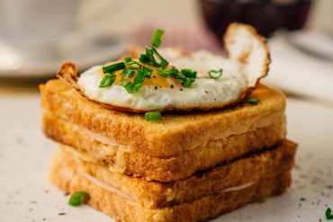 french croque monsieur recipe ham and cheese grilled sandwich