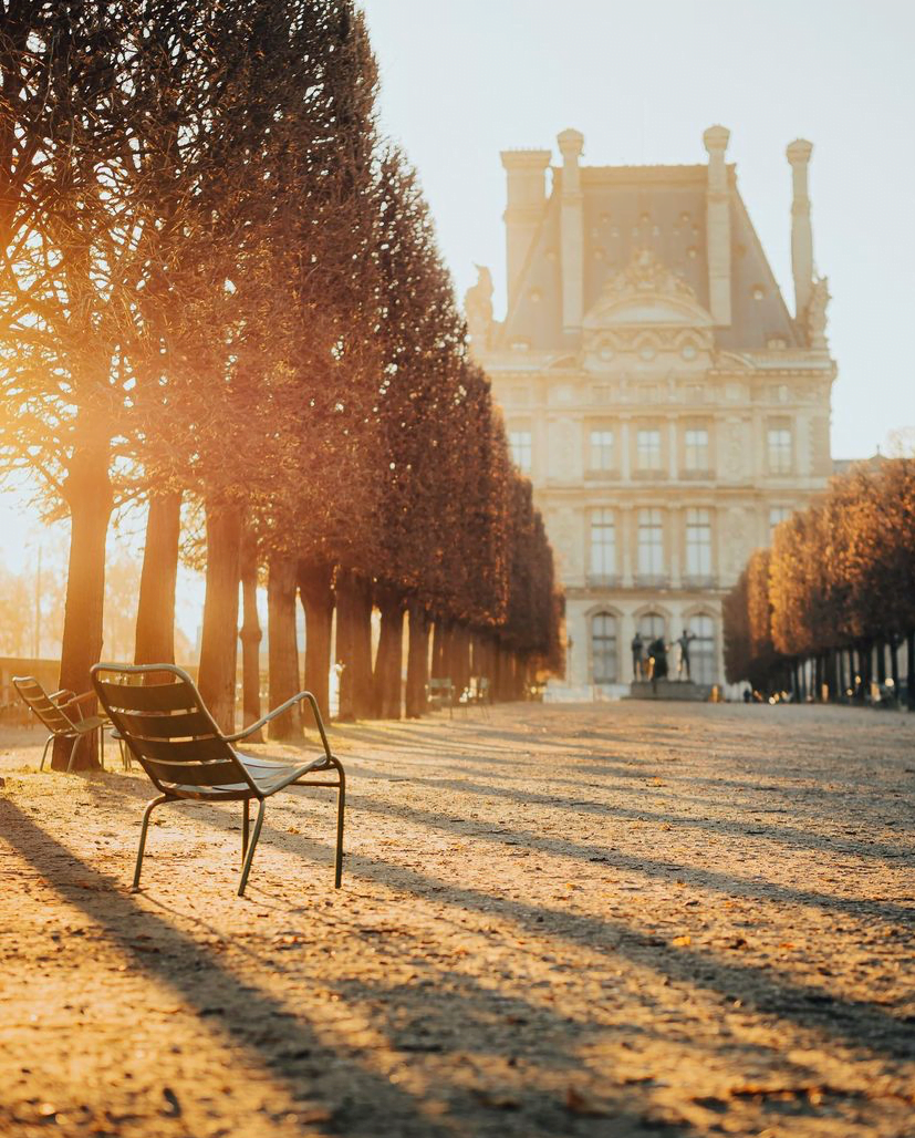 best times to visit paris fall