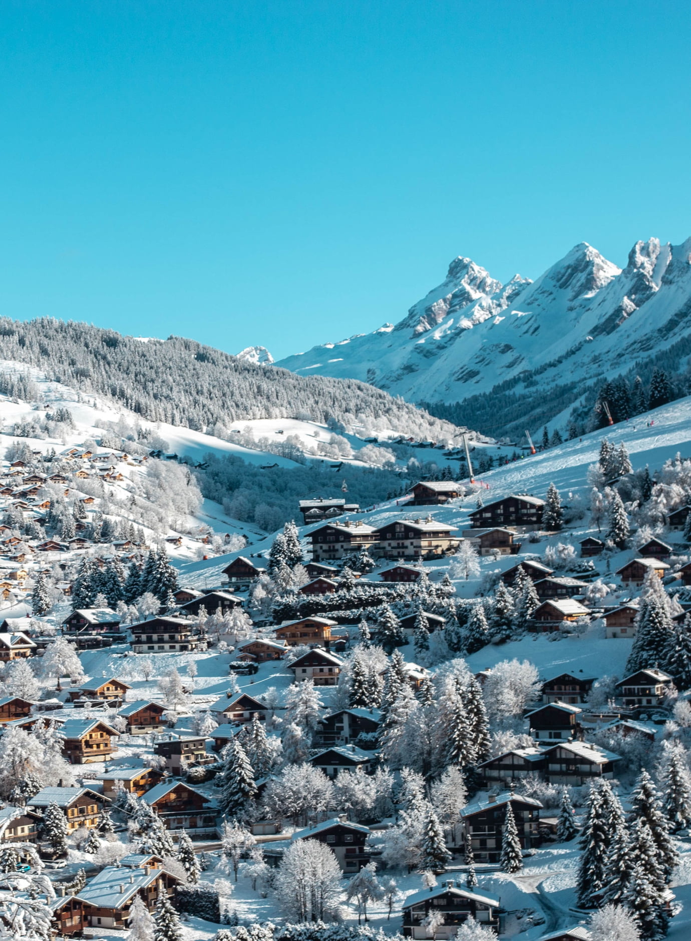 best french alps ski resorts la clusaz