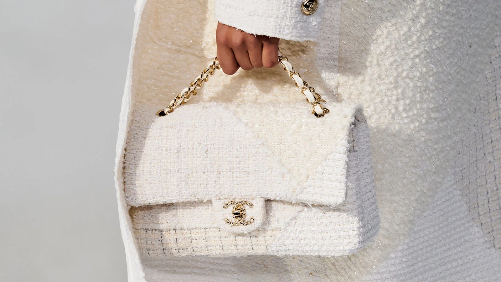 10 Chic French Winter Handbags - Leonce Chenal