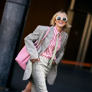 bob hairstyles from Paris Fashion Week FW24 street style